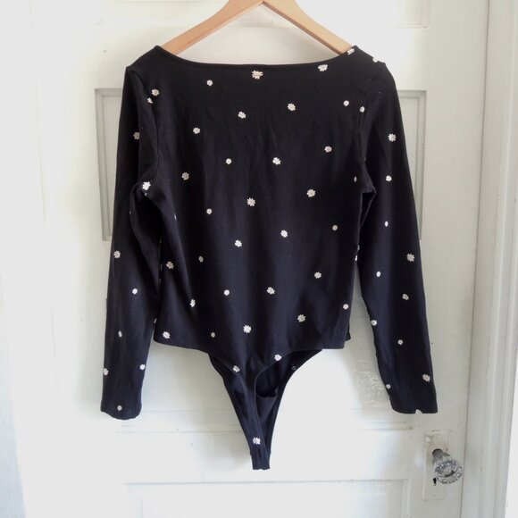 VS Pink Black & White Floral Daisy Bodysuit L - Picture 3 of 5